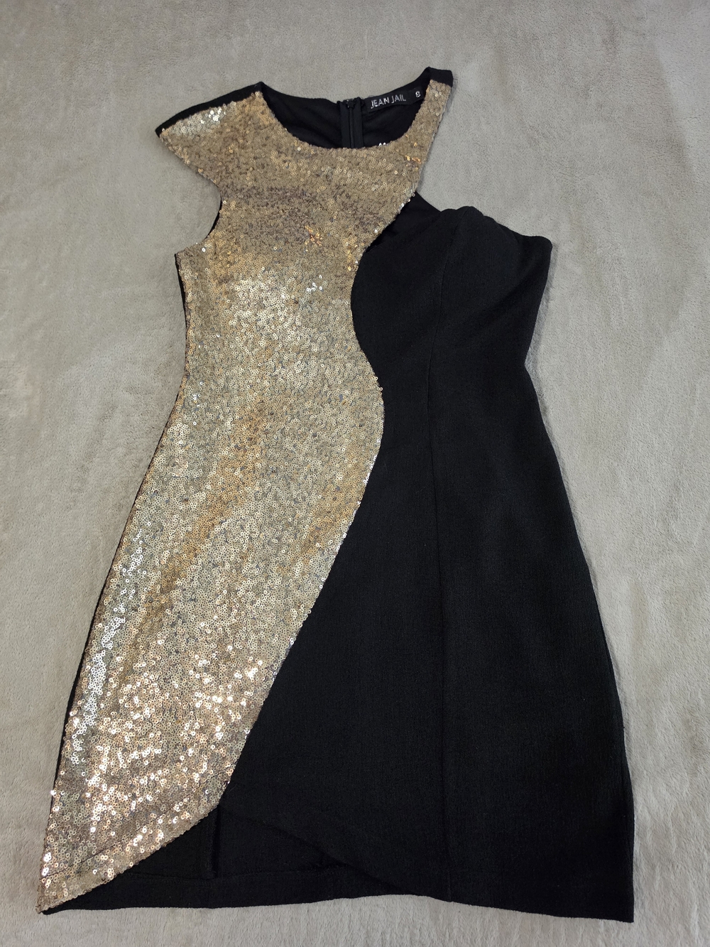 Jean Jail One-Shoulder Black & Gold Sequin Dress